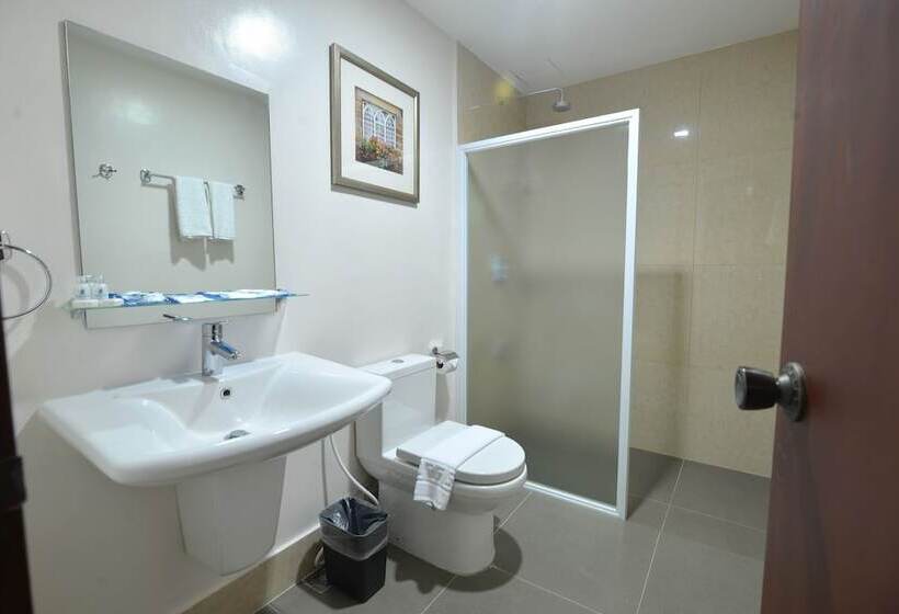 Royal Suites Condotel