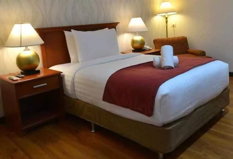 Royal Suites Condotel