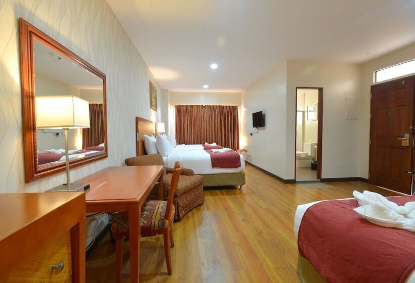 Royal Suites Condotel