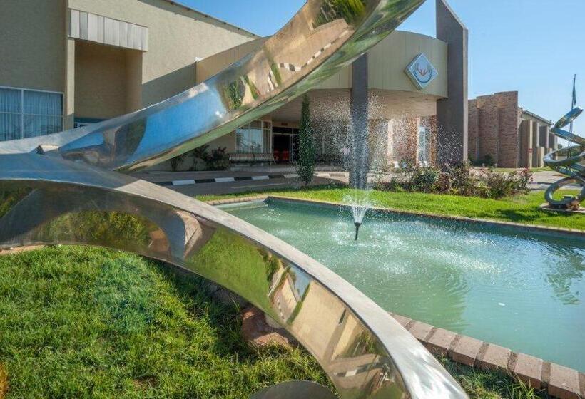 Tlotlo Hotel And Conference Center