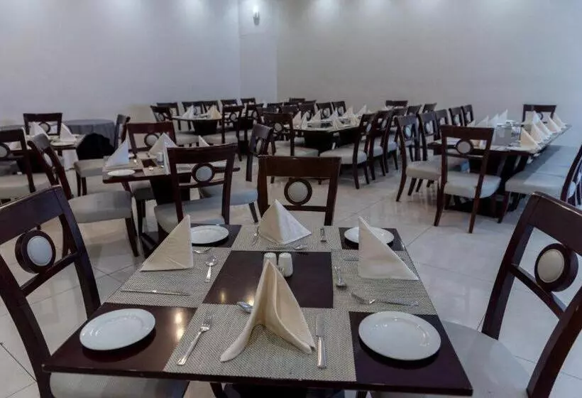 Tlotlo Hotel And Conference Center