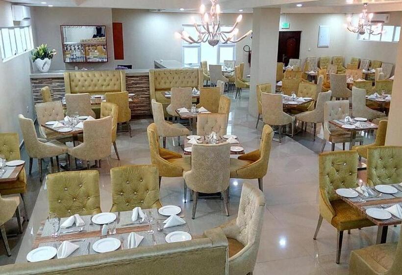 Tlotlo Hotel And Conference Center