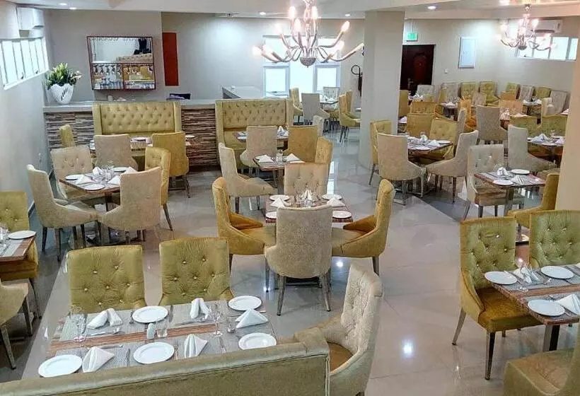 Tlotlo Hotel And Conference Center