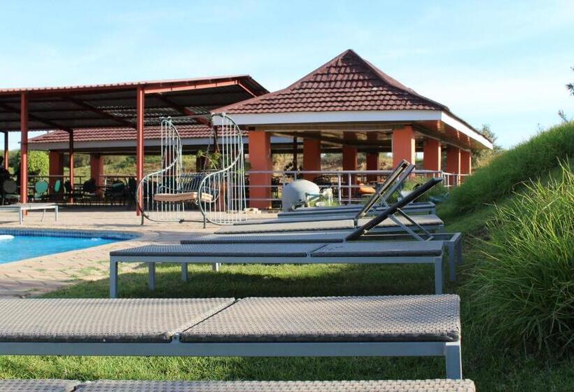 Tlotlo Hotel And Conference Center