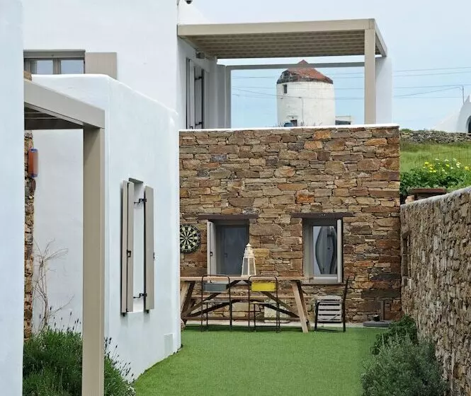 White Tinos Luxury Suites
