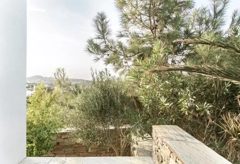 White Tinos Luxury Suites