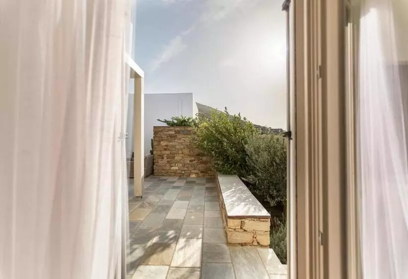 White Tinos Luxury Suites