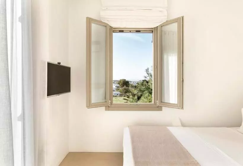 White Tinos Luxury Suites