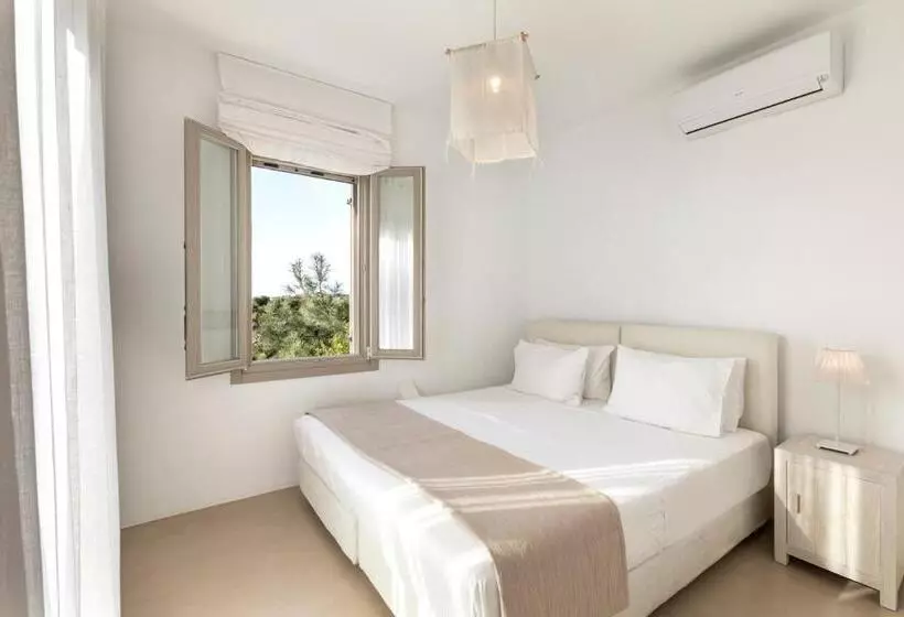 White Tinos Luxury Suites
