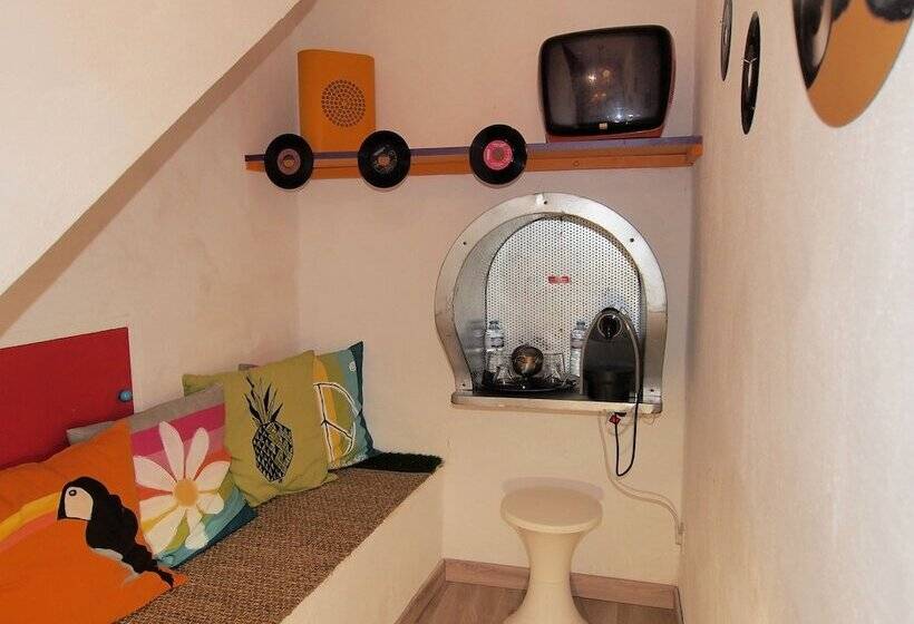 تختخواب و صبحانه A La Maison