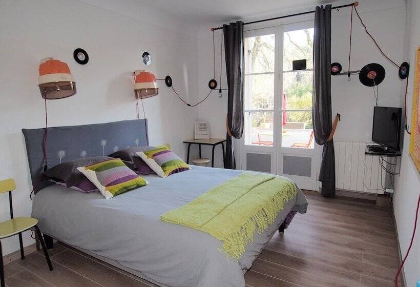 تختخواب و صبحانه A La Maison