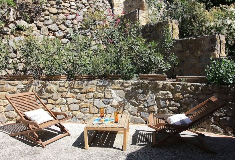 تختخواب و صبحانه A La Maison