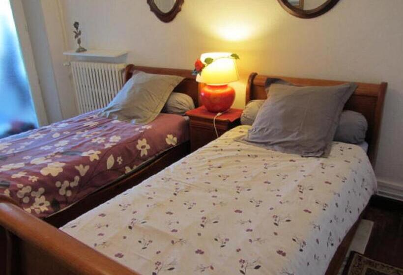 تختخواب و صبحانه Aude Citecity