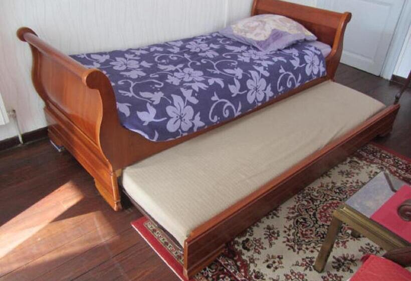 تختخواب و صبحانه Aude Citecity