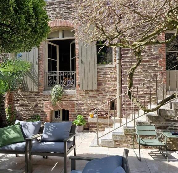 Bed and Breakfast Castel Jolly