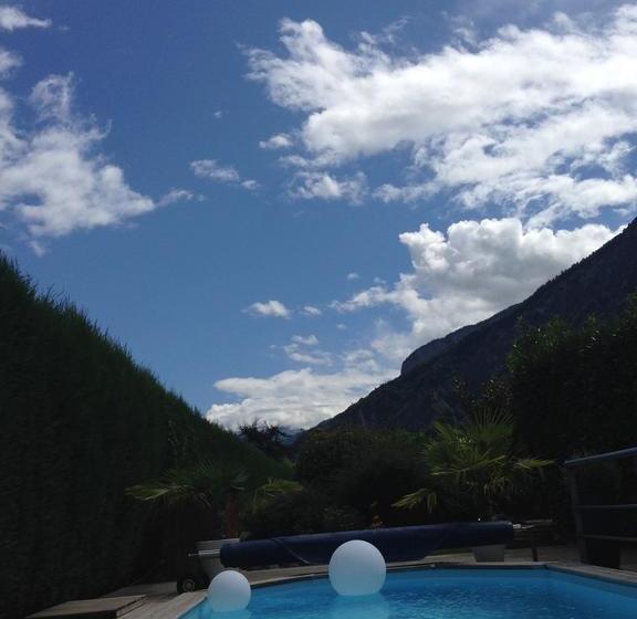 住宿加早餐  Chambre D Hôtes Chez Dom