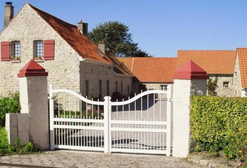 تختخواب و صبحانه Domaine De La Ronville