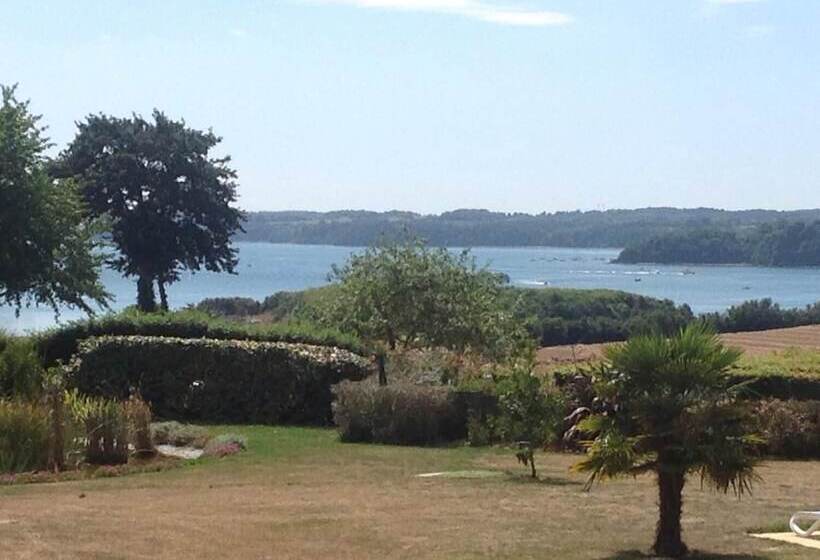 مبيت وإفطار Chambres & Roul Hotes De La Rance