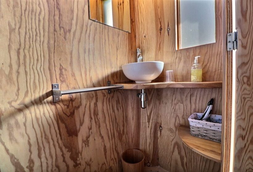 مبيت وإفطار Chambres & Roul Hotes De La Rance