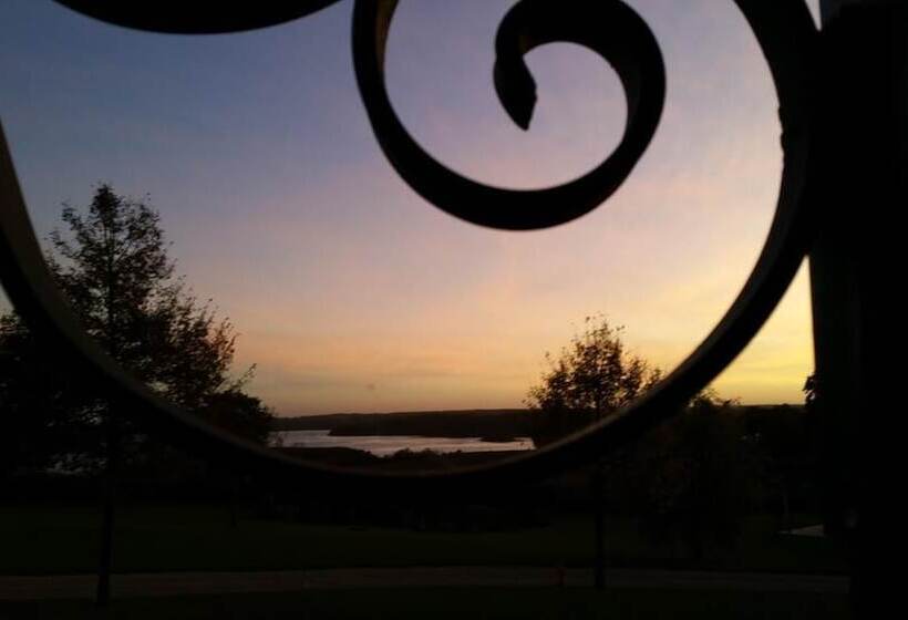 مبيت وإفطار Chambres & Roul Hotes De La Rance