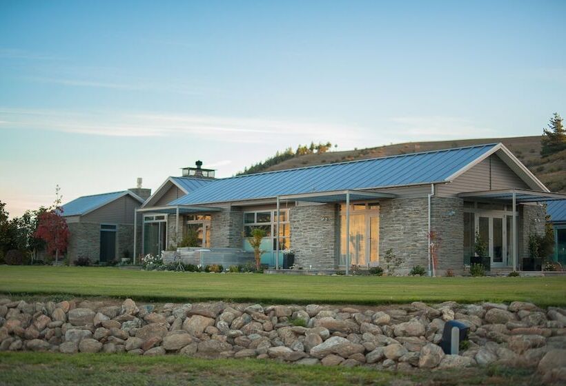 Bed and Breakfast Mt Michael Lodge