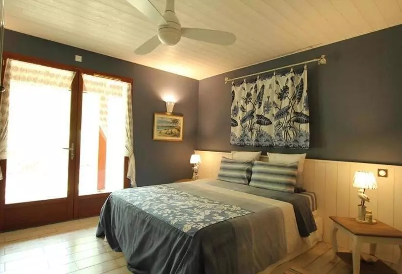 Aamiaismajoitus (B&B) Via Bahia   Maison D Hôtes