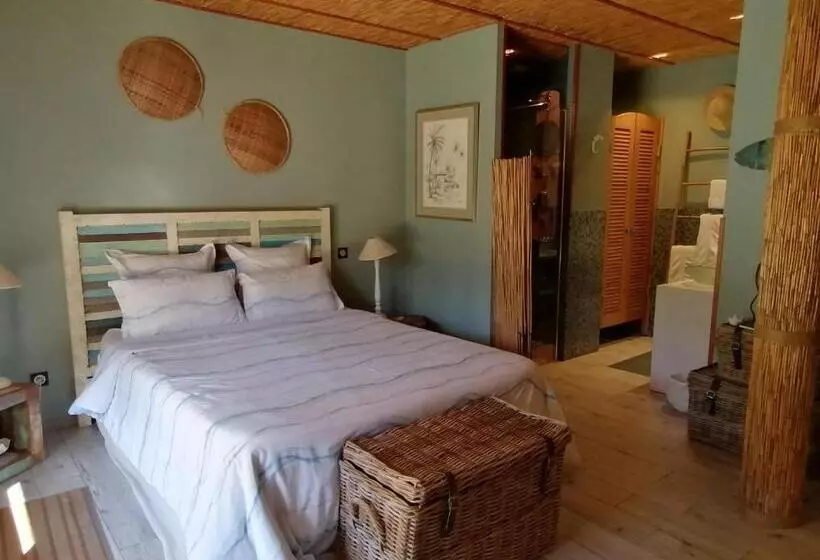 Aamiaismajoitus (B&B) Via Bahia   Maison D Hôtes