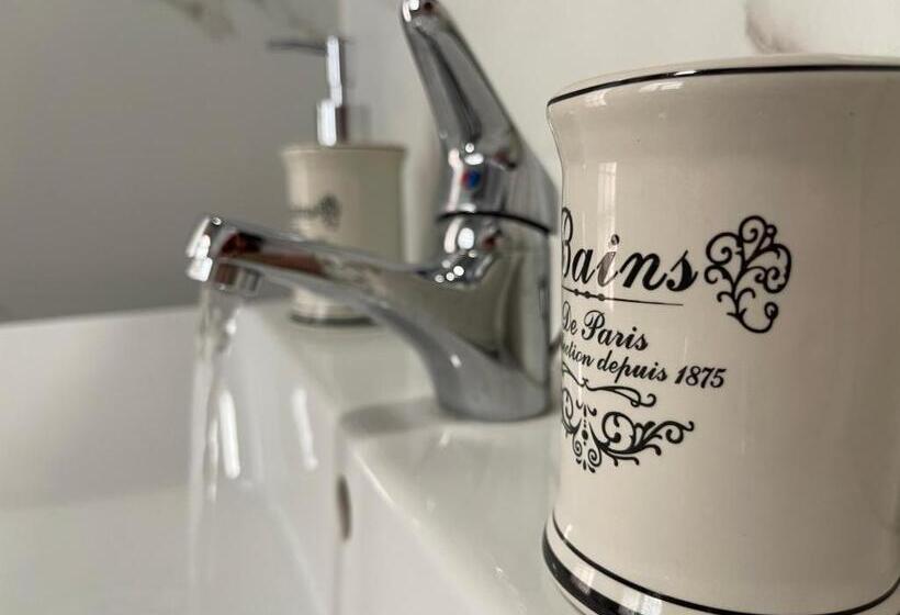 تختخواب و صبحانه Vila 15   Center