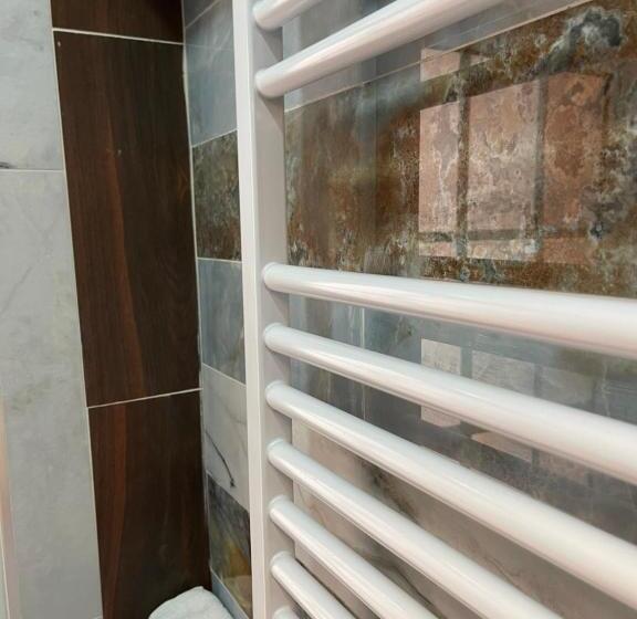 تختخواب و صبحانه Vila 15   Center