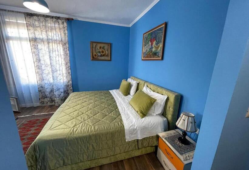 تختخواب و صبحانه Vila 15   Center