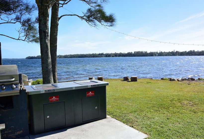 Dungowan Waterfront Apartments