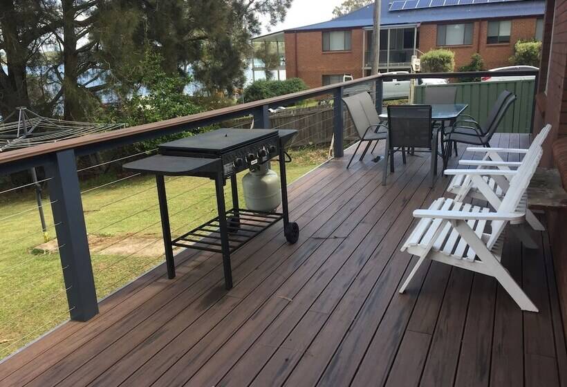 Dungowan Waterfront Apartments