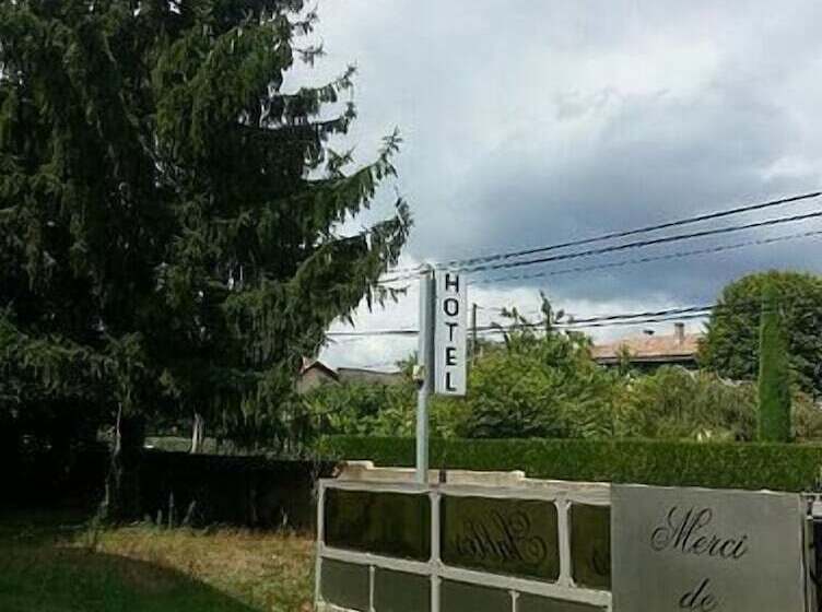 בית מלון כפרי Hôtel Des Sables