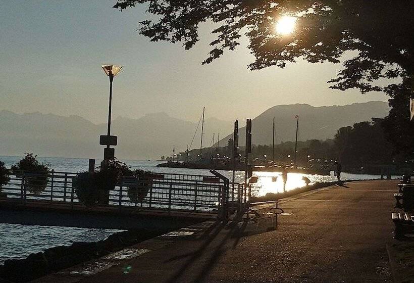 בית מלון כפרי Hôtel Du Palais