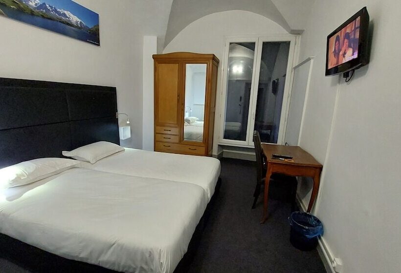 בית מלון כפרי Hôtel Du Palais