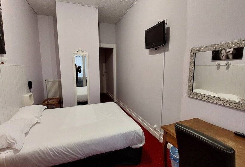 בית מלון כפרי Hôtel Du Palais