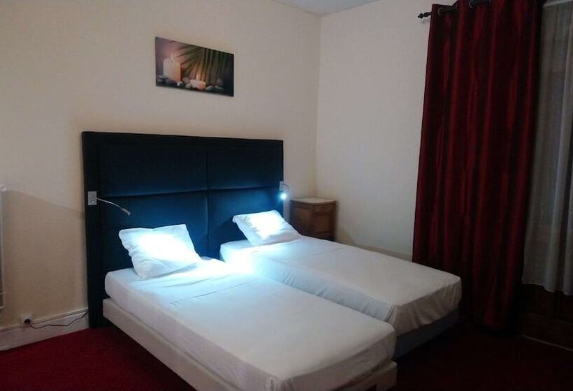 בית מלון כפרי Hôtel Du Palais