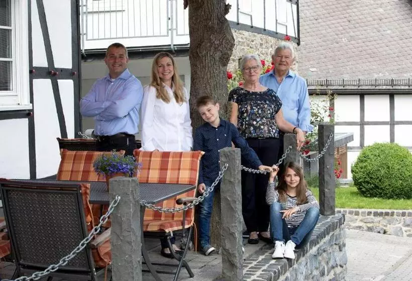 Hotelli Lindenhof