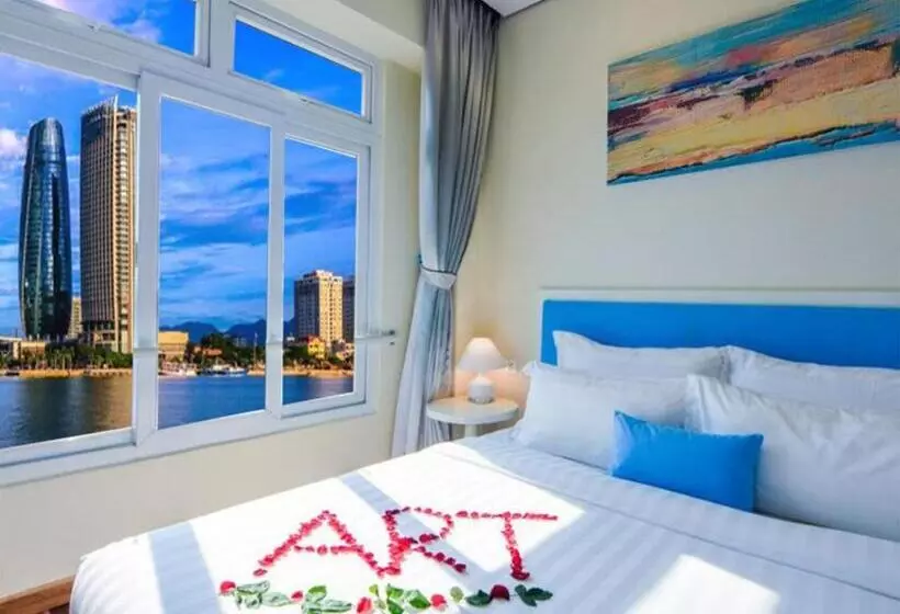 Palmier Hotel   Art House Da Nang