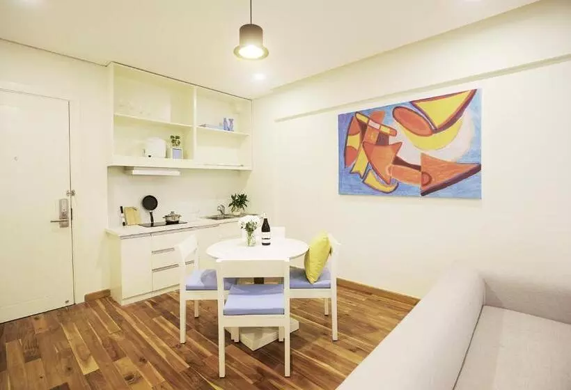 Palmier Hotel   Art House Da Nang