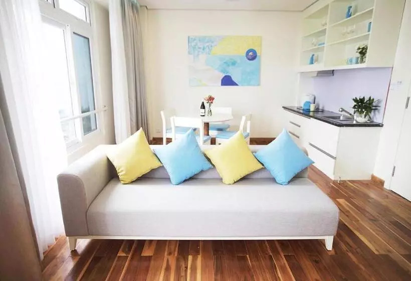 Palmier Hotel   Art House Da Nang