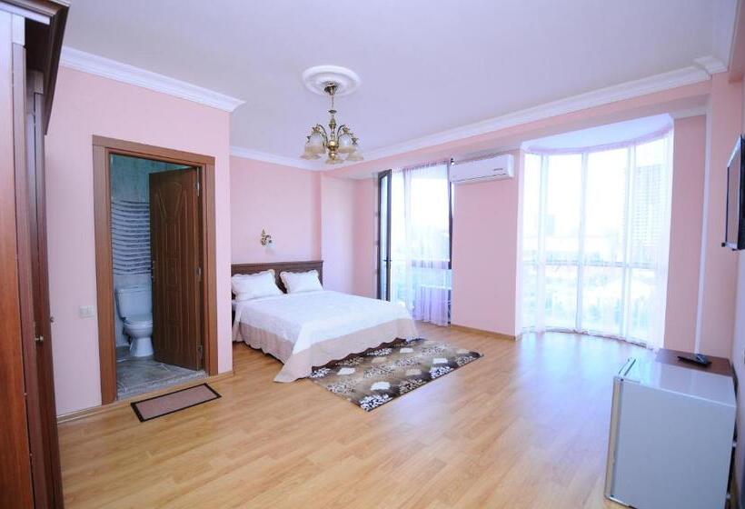 هتل Premium Palace