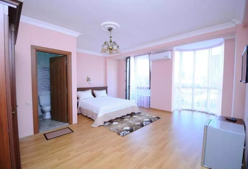 هتل Premium Palace