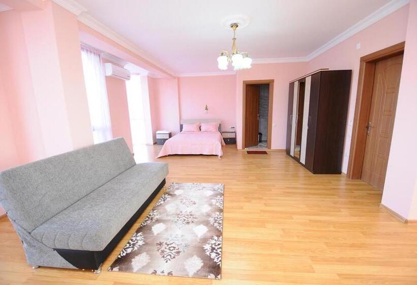 هتل Premium Palace