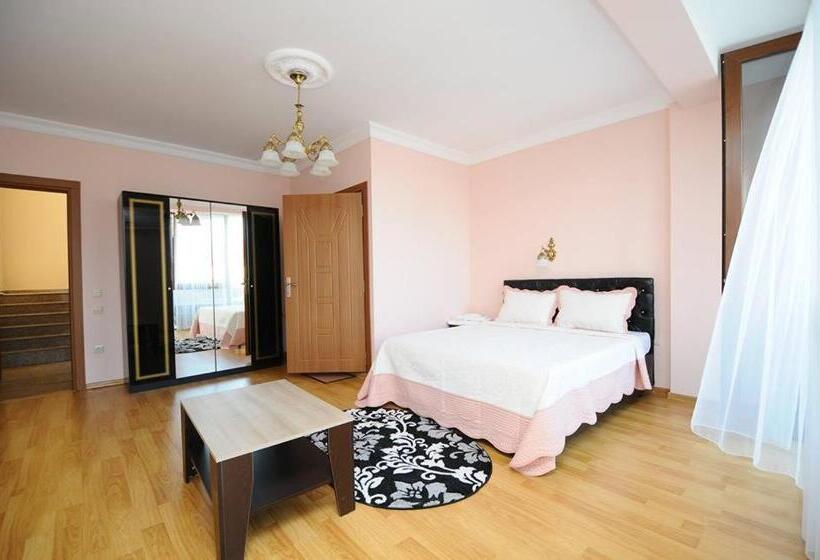 هتل Premium Palace