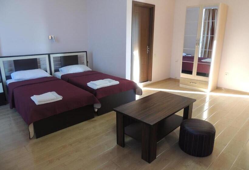 هتل Premium Palace