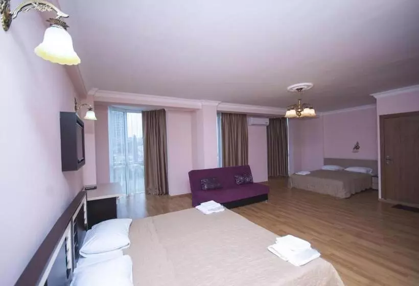 هتل Premium Palace