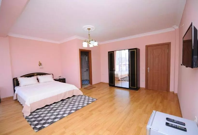 هتل Premium Palace