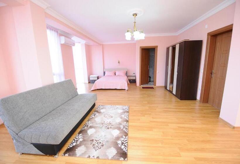 هتل Premium Palace