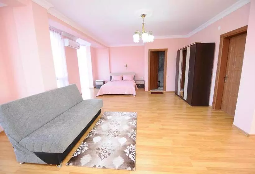 هتل Premium Palace